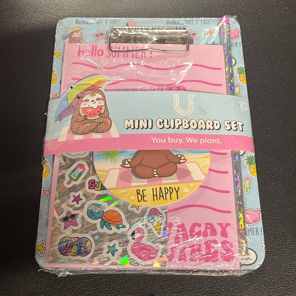 Mini clip board set